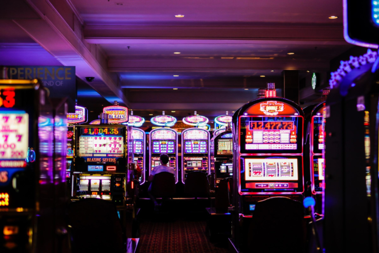 free credit slot