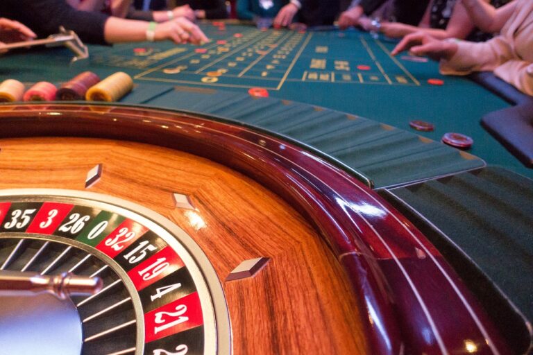 Trends in Casino App Feedback from Online Communities